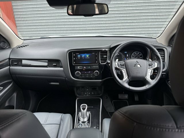 Mitsubishi Outlander Outlander 4Hs Phev Cvt Grey #12