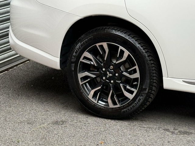 Mitsubishi Outlander Outlander 4Hs Phev Cvt Grey #38