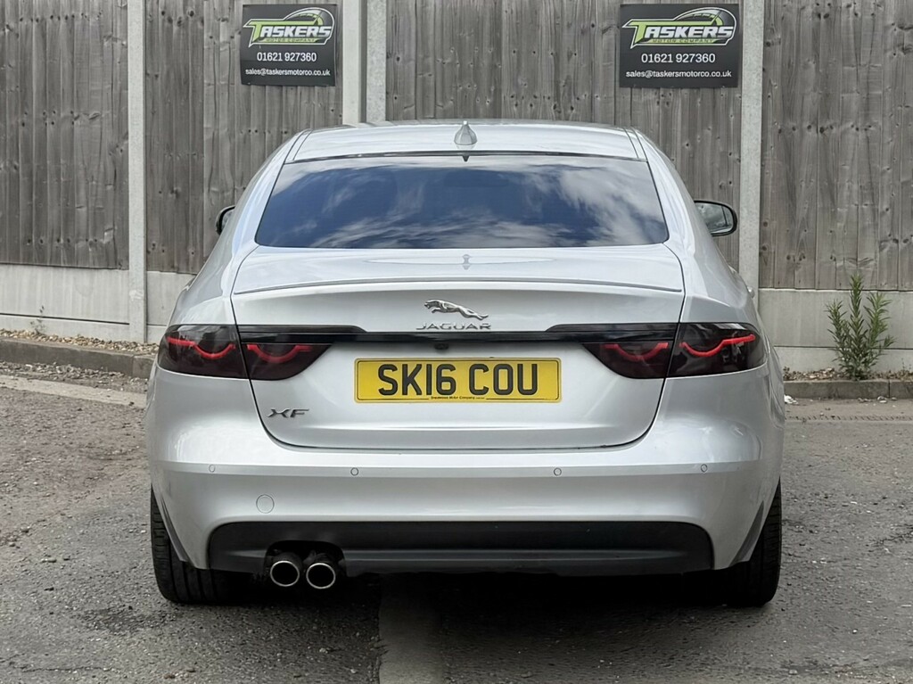 Jaguar XF Saloon 2.0 D R-sport 201616 Silver #6