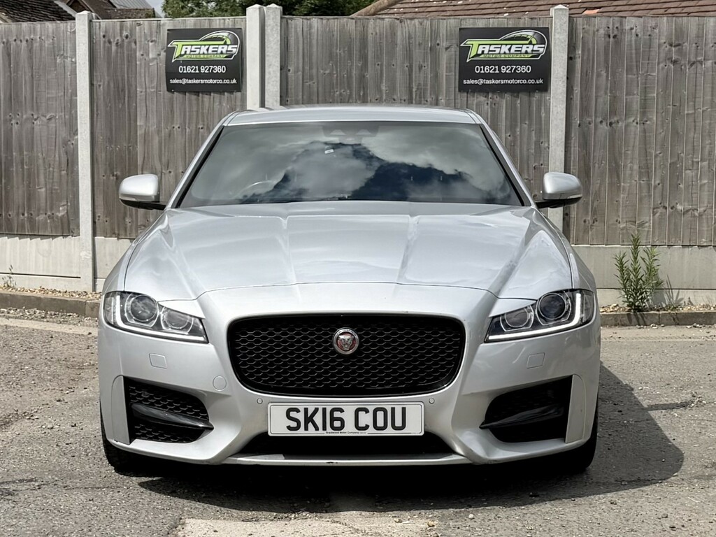 Jaguar XF Saloon 2.0 D R-sport 201616 Silver #2