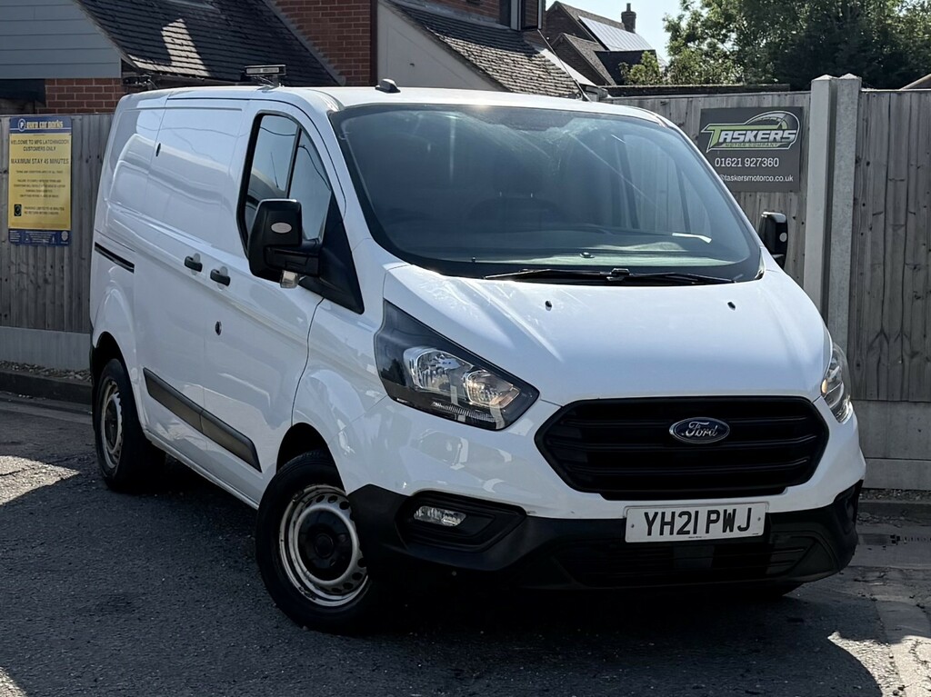 Ford Transit Custom Panel Van 2.0 Transit Custom Leader Van 320 L1 2.0 White