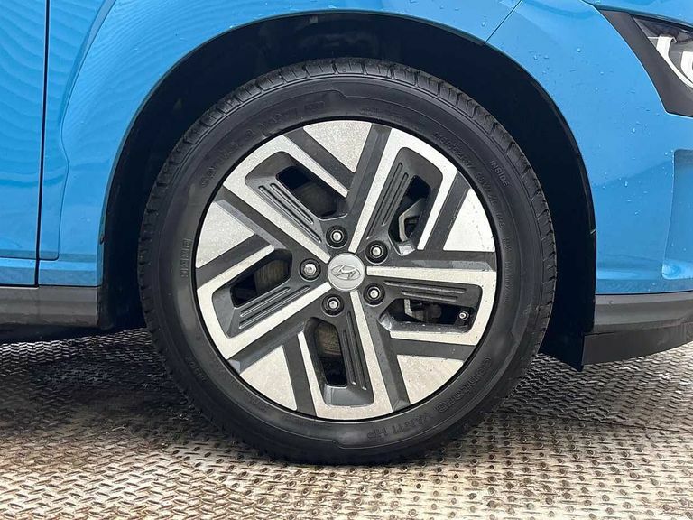 Hyundai Kona 100Kw Premium 39Kwh MK22LDN Blue #4