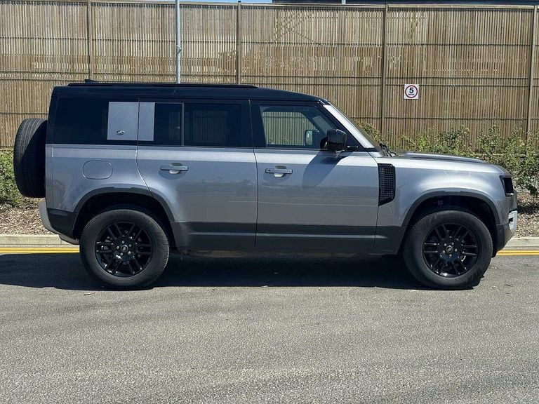 Land Rover Defender 110 3.0 D250 Se 110 GJ23TXV Grey #2