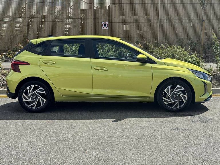 Hyundai I20 1.0T Gdi 90 Element Green #2