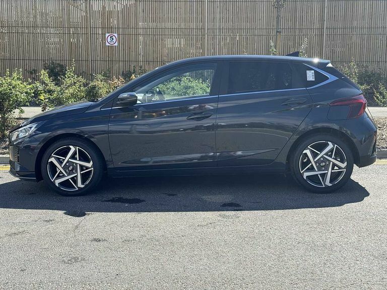 Hyundai I20 1.0T Gdi 90 Tech Line Grey #4