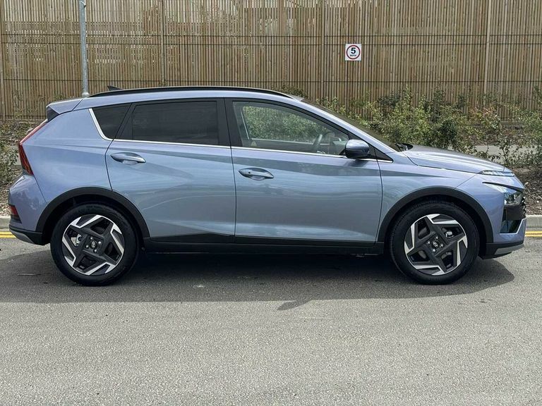 Hyundai Bayon 1.0 Tgdi 90 Tech Line Blue #2
