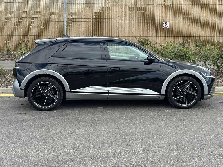 Hyundai Ioniq 5 239Kw Ultimate 84 Kwh Awd Black #2