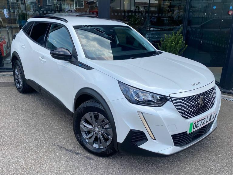 Peugeot e-2008 50Kwh Active Premium 7Kw Charger White
