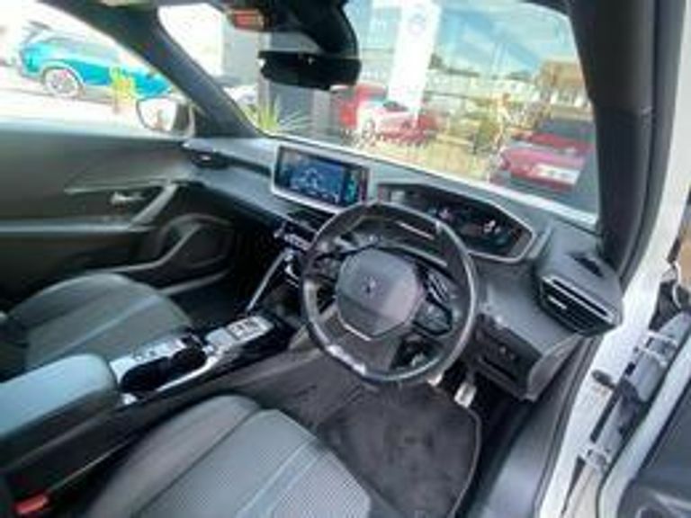 Peugeot e-2008 54Kwh Gt 7Kw Charger Black #3