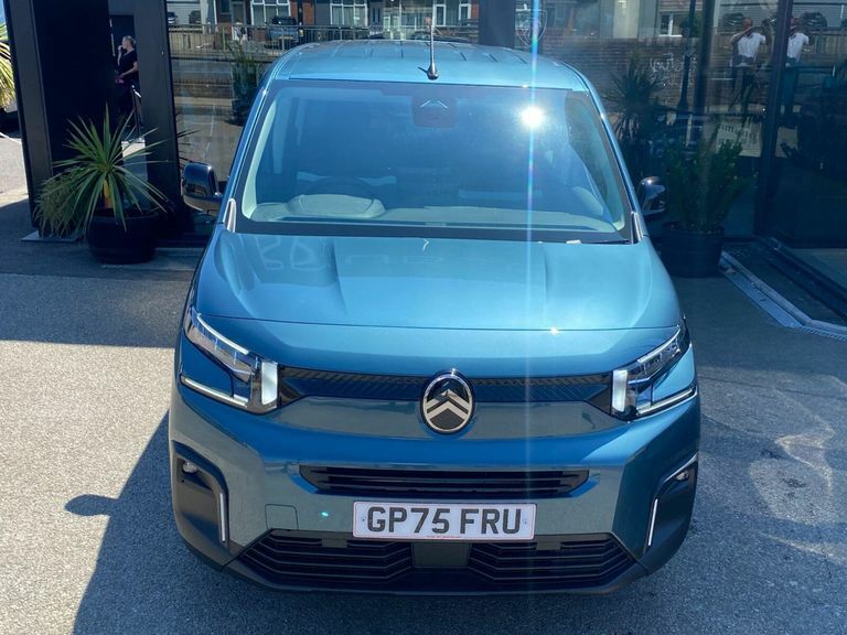 Citroen Berlingo 1.5 Plus XL Mpv Euro 6 Ss Blue #6