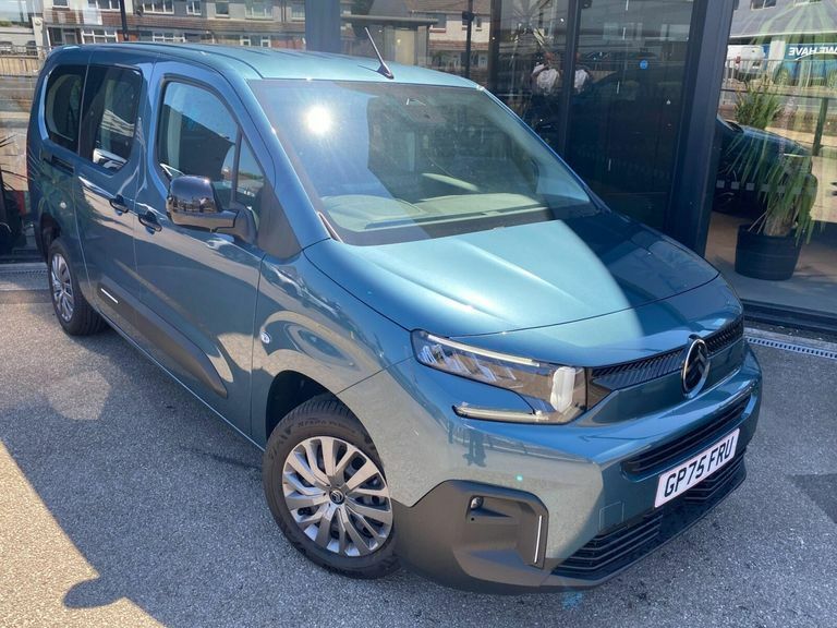 Citroen Berlingo 1.5 Plus XL Mpv Euro 6 Ss Blue