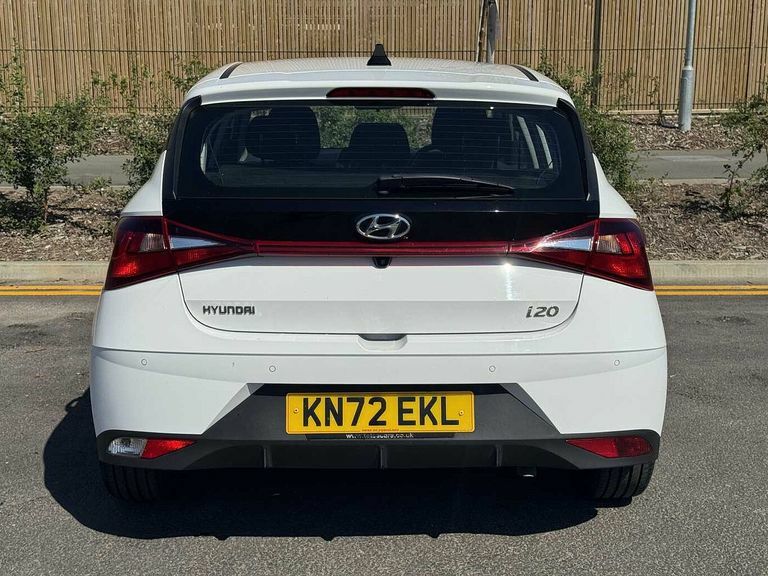 Hyundai I20 1.0T Gdi 48V Mhd Se Connect White #3