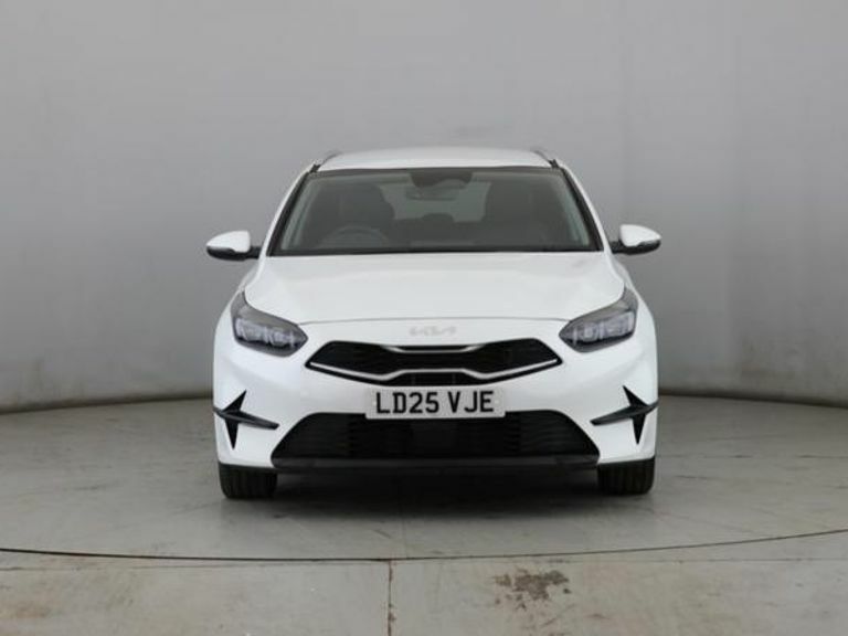 Kia Ceed 1.5T Gdi Isg 138 3 Dct White #5