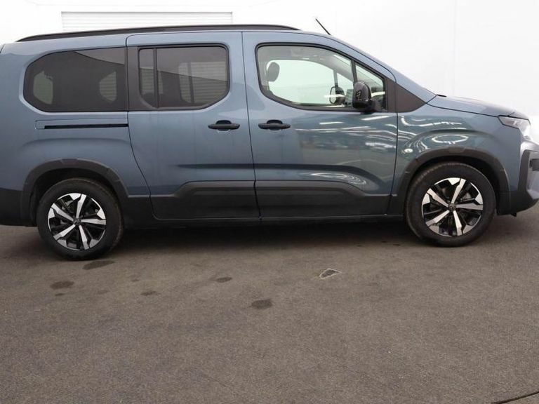 Peugeot e-Rifter 52Kwh Gt Long Mpv 11Kw Charger Blue #4