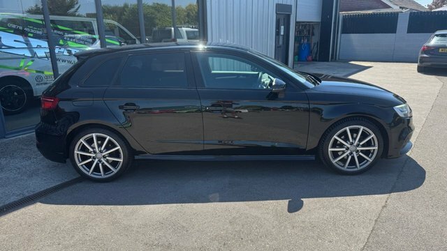 Audi A3 Hatchback WN17UKV Black #4