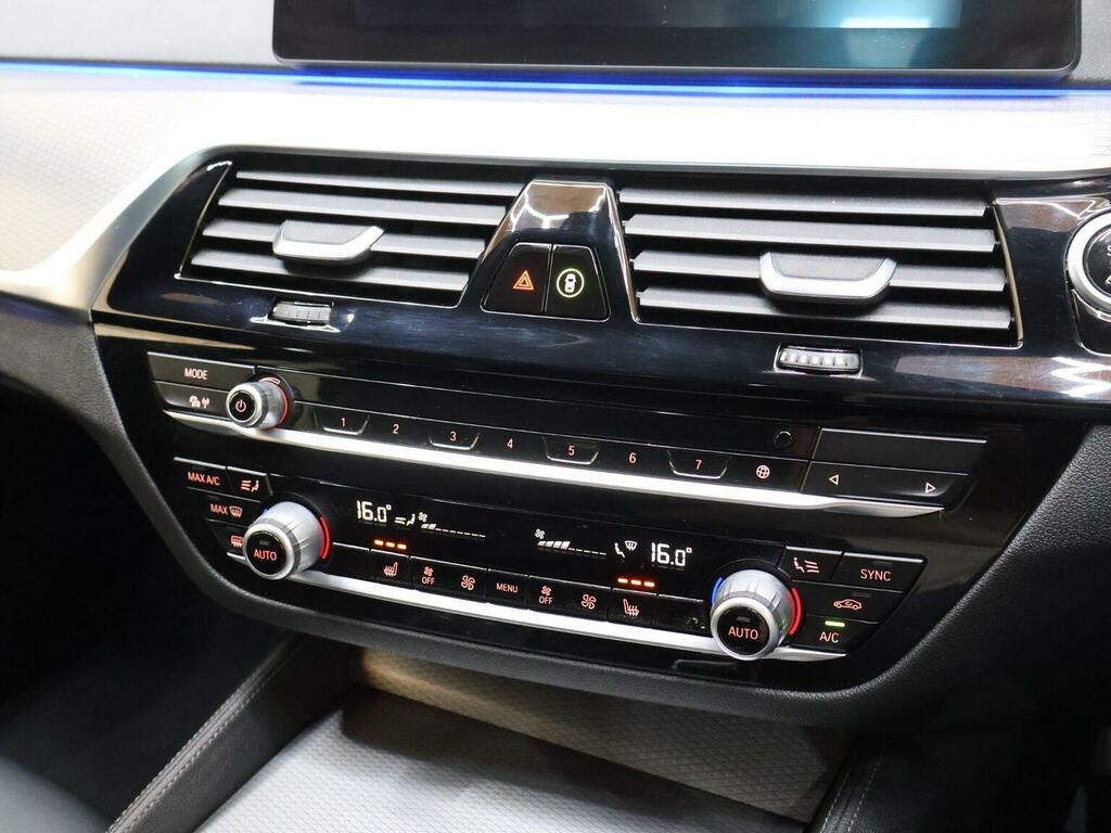 BMW 5 Series 2.0 520I Mht M Sport Touring Steptronic Euro 6 S Blue #22