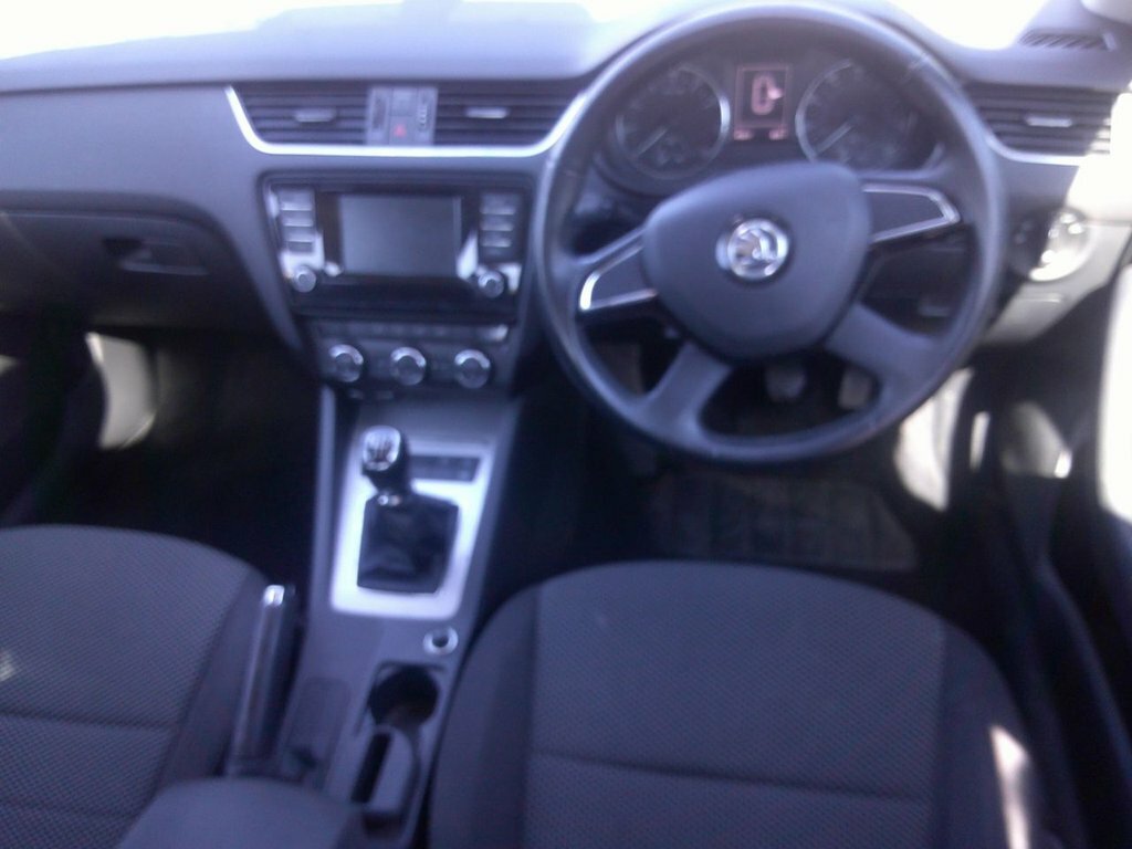 Skoda Octavia 1.4L Se Silver #2