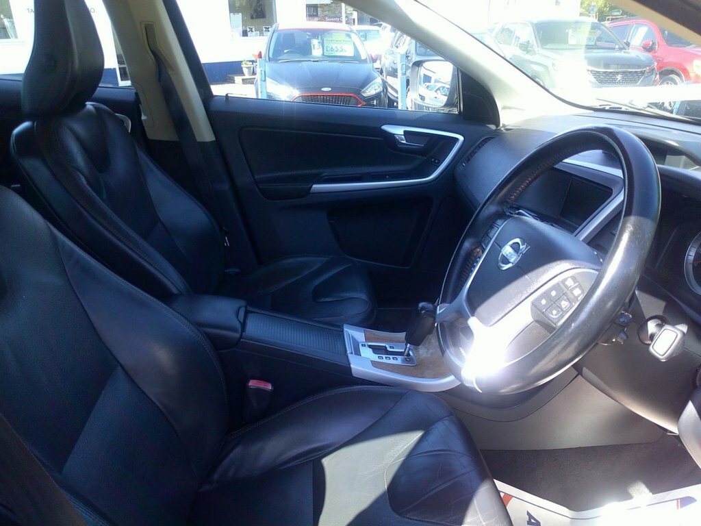 Volvo XC60 2.4L Se Lux Premium Grey #5