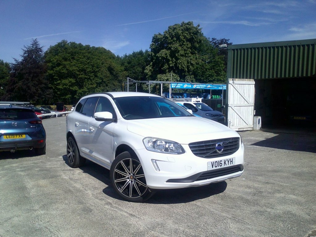 Volvo XC60 2L Se Nav White