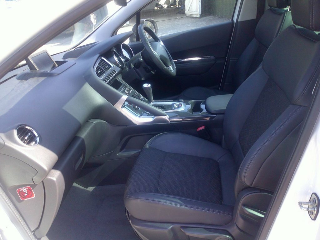 Peugeot 3008 Suv 1.2 Puretech Allure Euro 6 Ss 201666 Grey #11