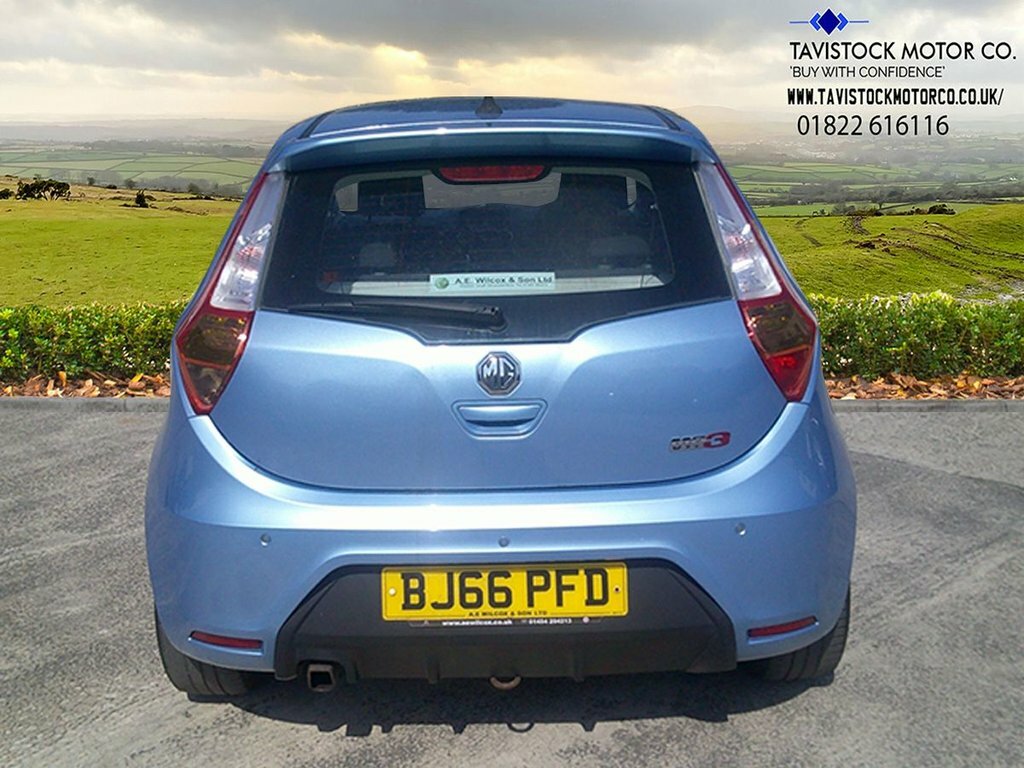 MG MG3 1.5 3 Style Lux Vti-tech 106 Bhp White #10