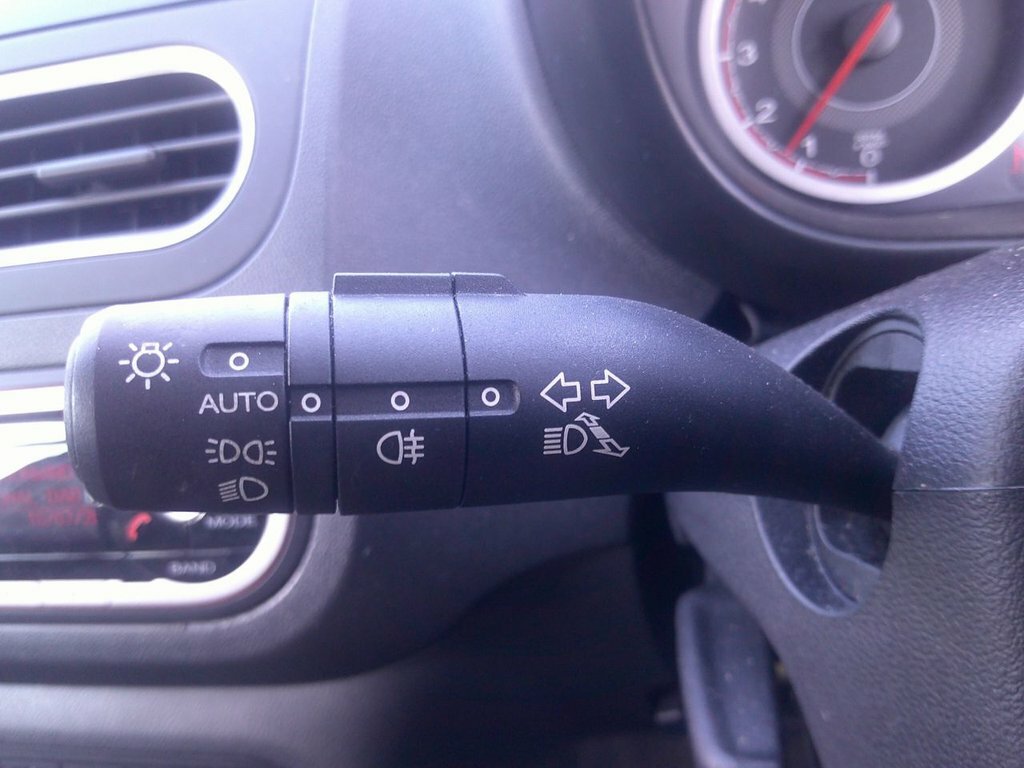 MG MG3 1.5 3 Style Lux Vti-tech 106 Bhp White #20