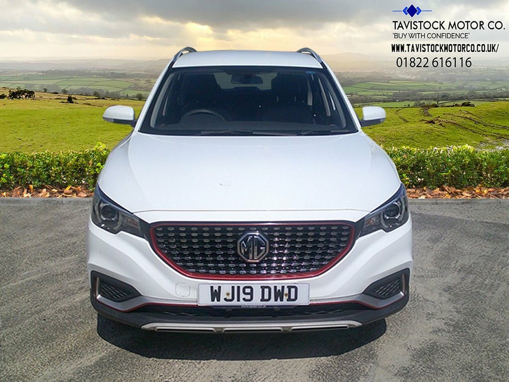 MG ZS 1.5L Limited Edition White #2