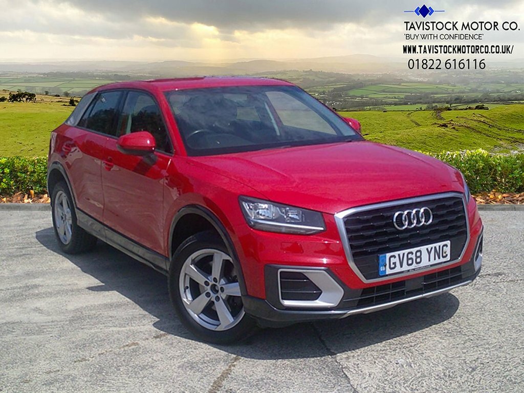 Audi Q2 1L Sport Red