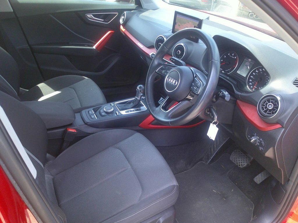 Audi Q2 1L Sport Red #5