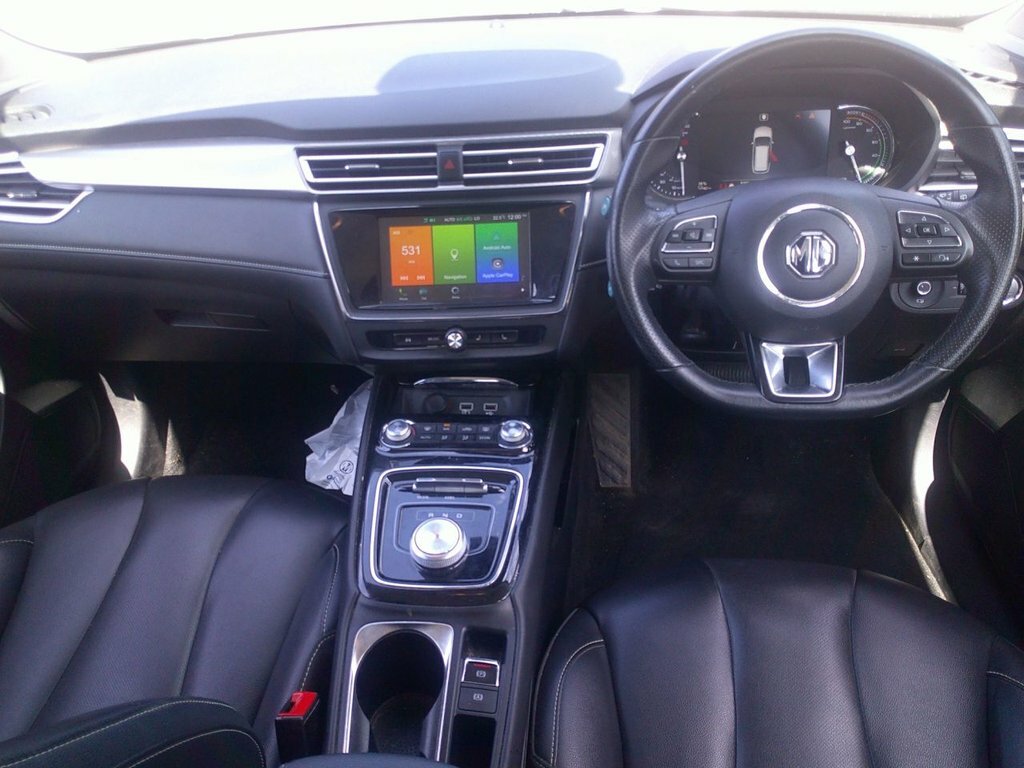 MG MG5 Estate Silver #2