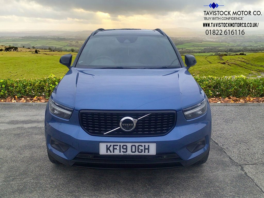 Volvo XC40 2L R-design Pro Blue #3