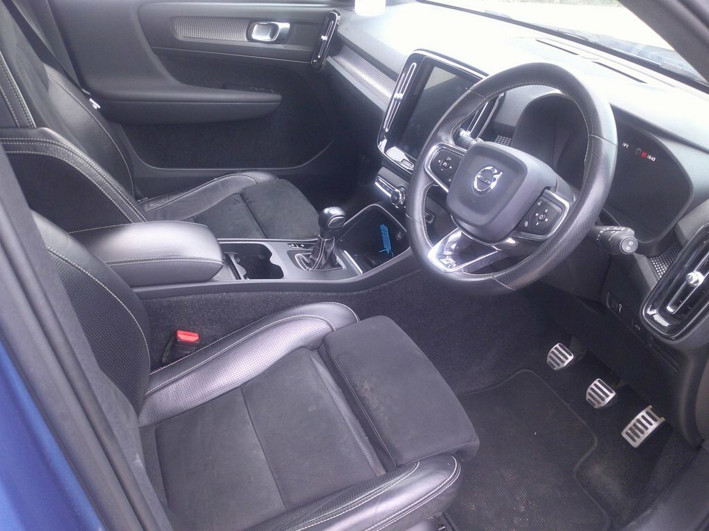 Volvo XC40 2L R-design Pro Blue #5