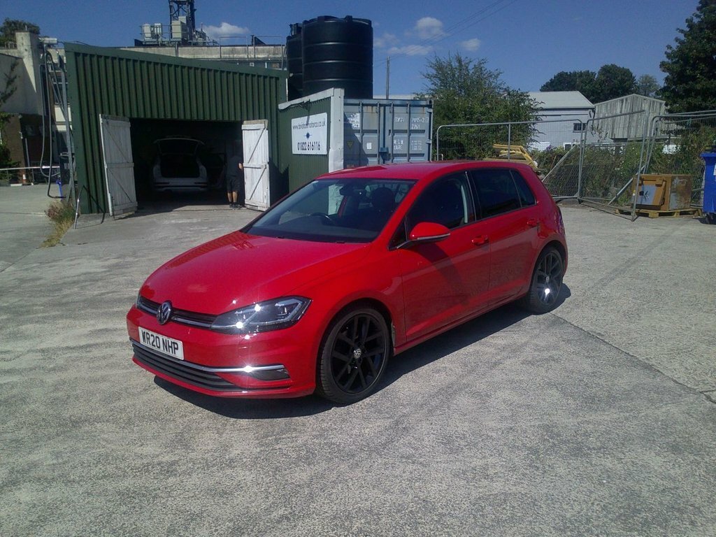 Volkswagen Golf 1.5L Gt Edition Red #4