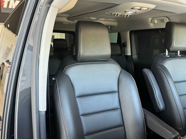 Peugeot e-Traveller 100Kw Allure Long 8 Seat 75Kwh Black #19