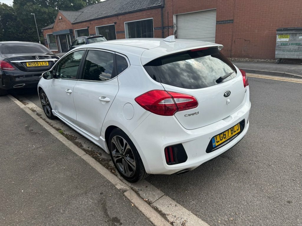 Kia Ceed 1L Gt-line LG67BLJ White #5