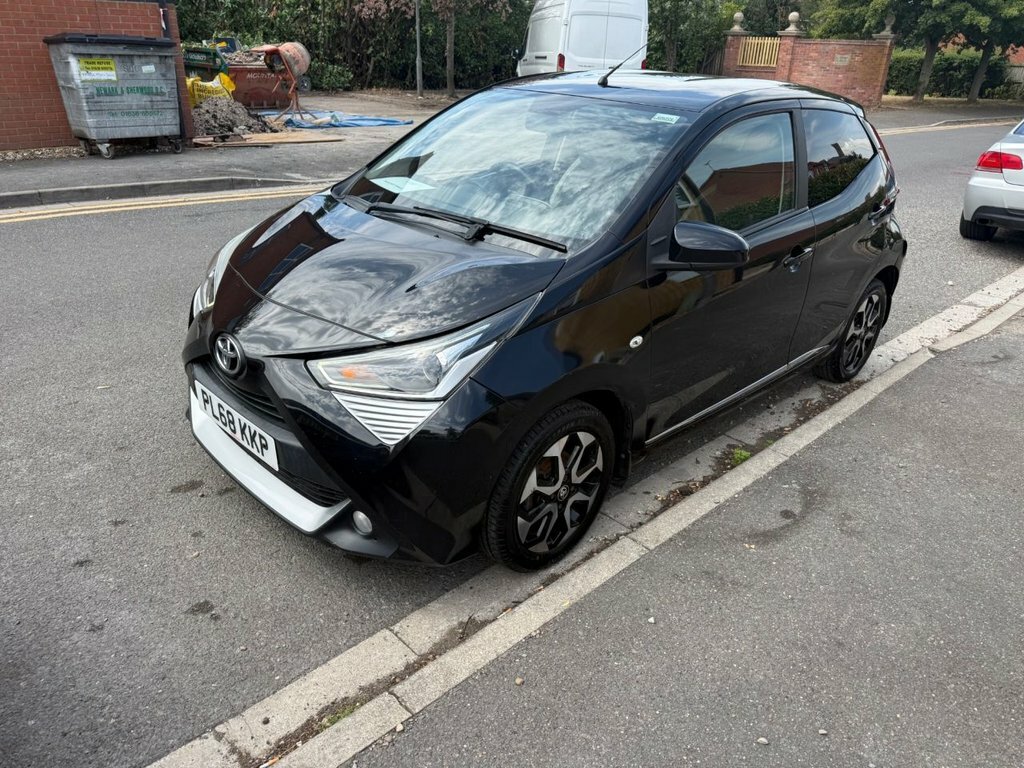 Toyota Aygo 1L X-plore PL68KKP Black #3