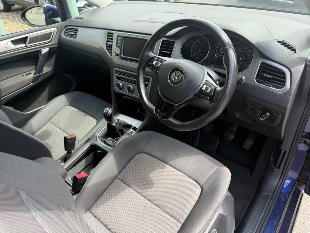 Volkswagen Golf SV 1.4 Tsi Se Blue #9