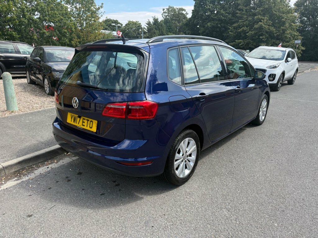 Volkswagen Golf SV 1.4 Tsi Se Blue #7