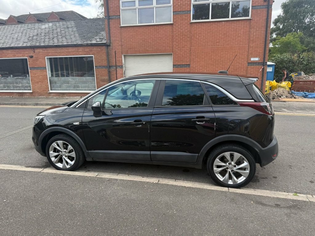 Vauxhall Crossland X 1.2L Tech Line Nav Black #4