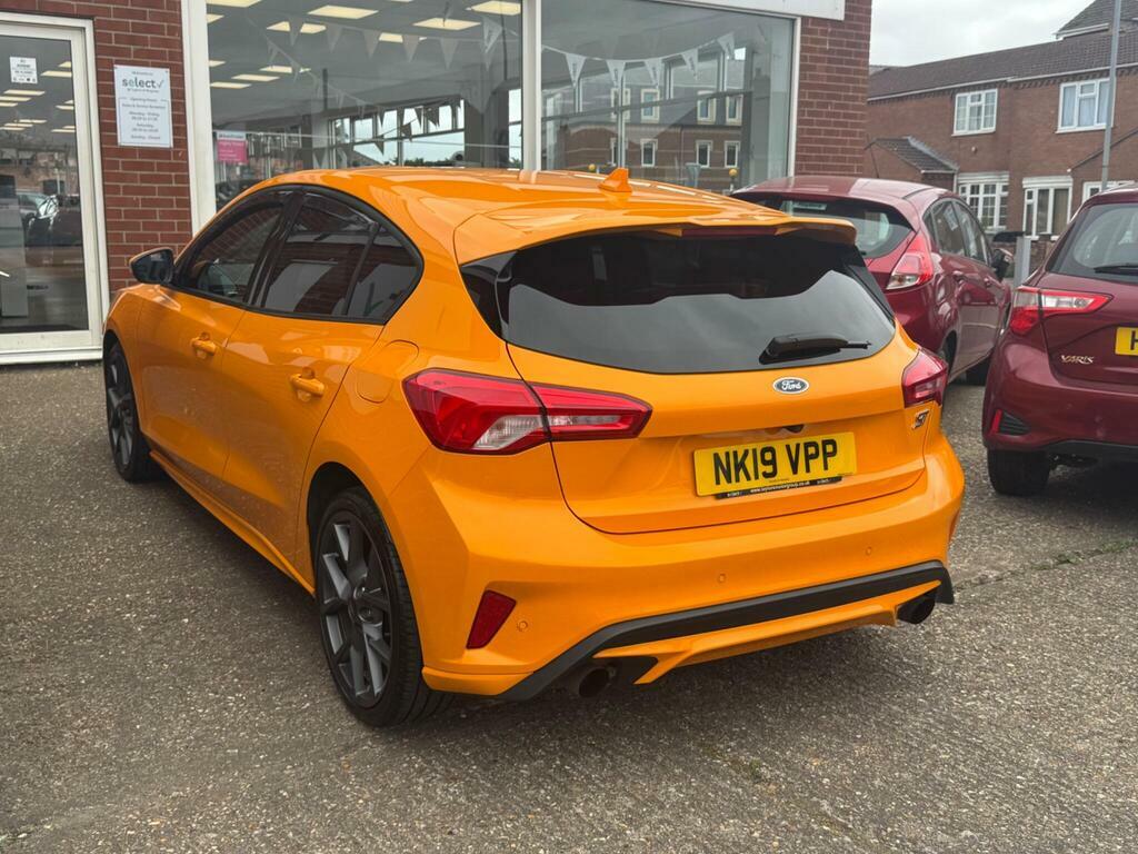 Ford Focus 2.3T Ecoboost St Euro 6 Ss NK19VPP Orange #3