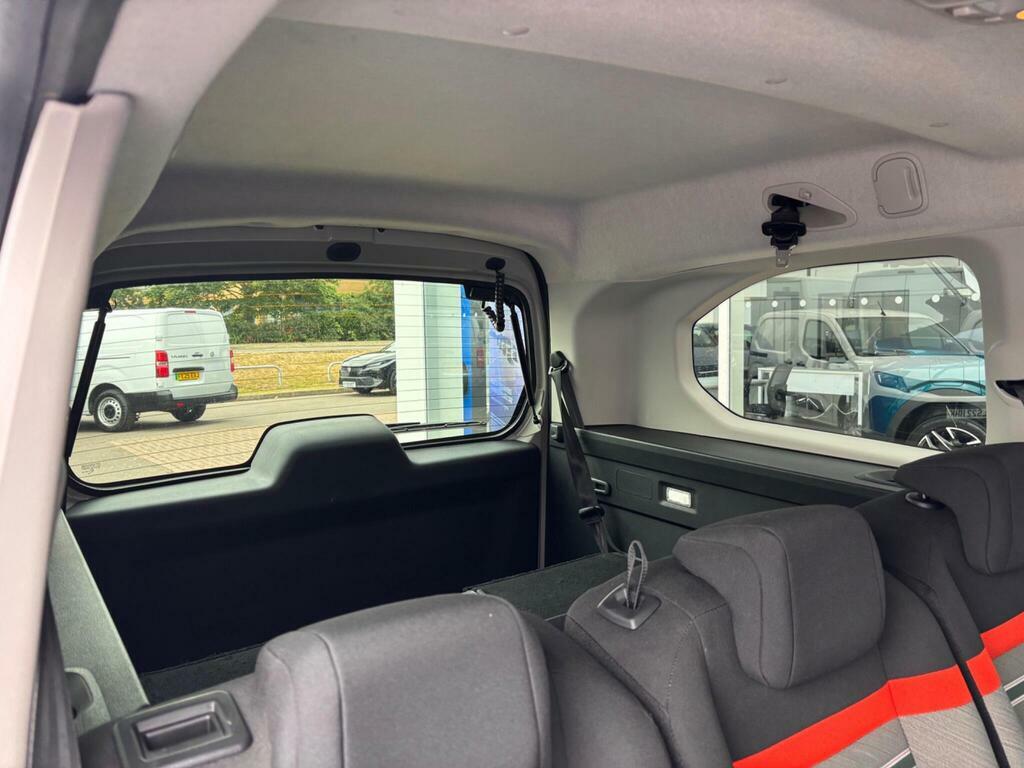 Citroen Berlingo 3 Seat Wheelchair Accessible Vehicle W Grey #21