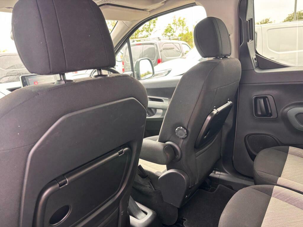 Citroen Berlingo 3 Seat Wheelchair Accessible Vehicle W Grey #17