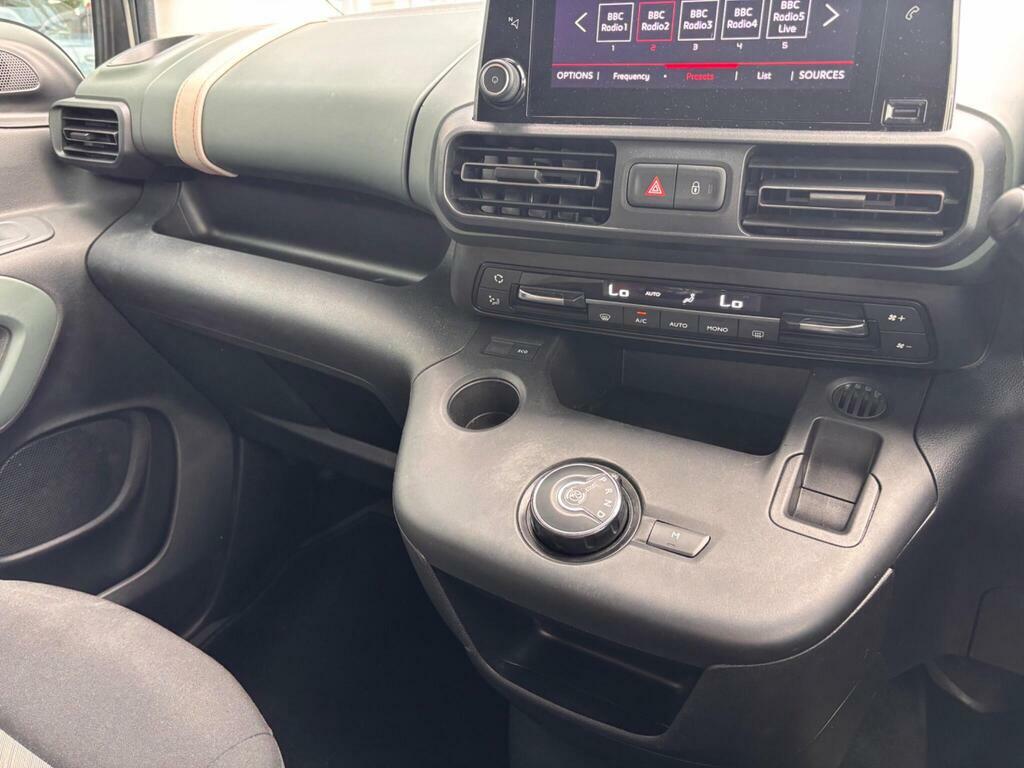 Citroen Berlingo 3 Seat Wheelchair Accessible Vehicle W Grey #14