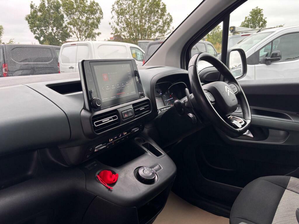 Citroen Berlingo 3 Seat Wheelchair Accessible Vehicle W Grey #12