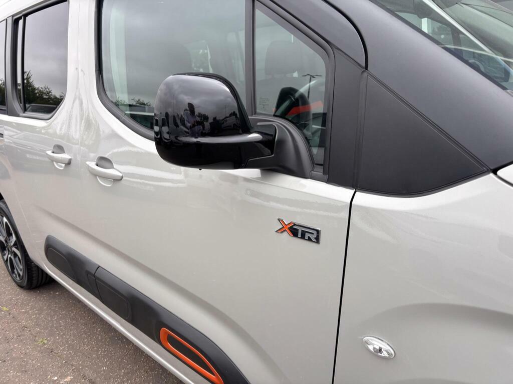 Citroen Berlingo 3 Seat Wheelchair Accessible Vehicle W Grey #38