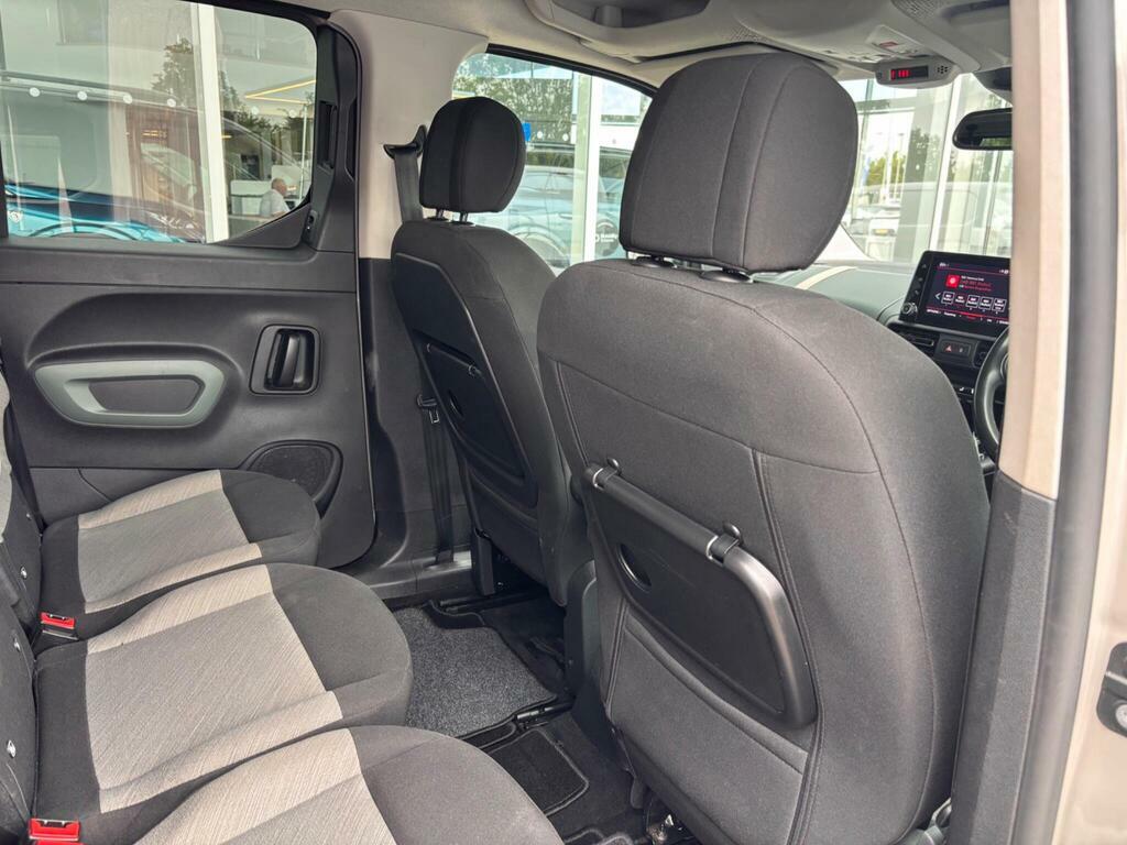 Citroen Berlingo 3 Seat Wheelchair Accessible Vehicle W Grey #19