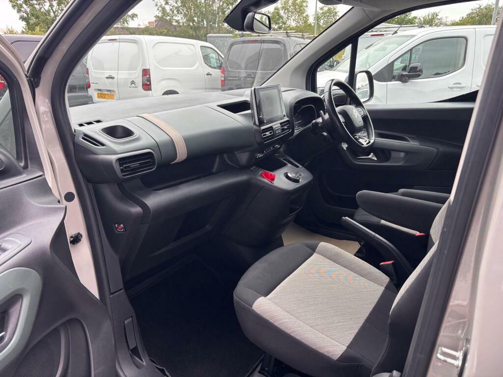 Citroen Berlingo 3 Seat Wheelchair Accessible Vehicle W Grey #43