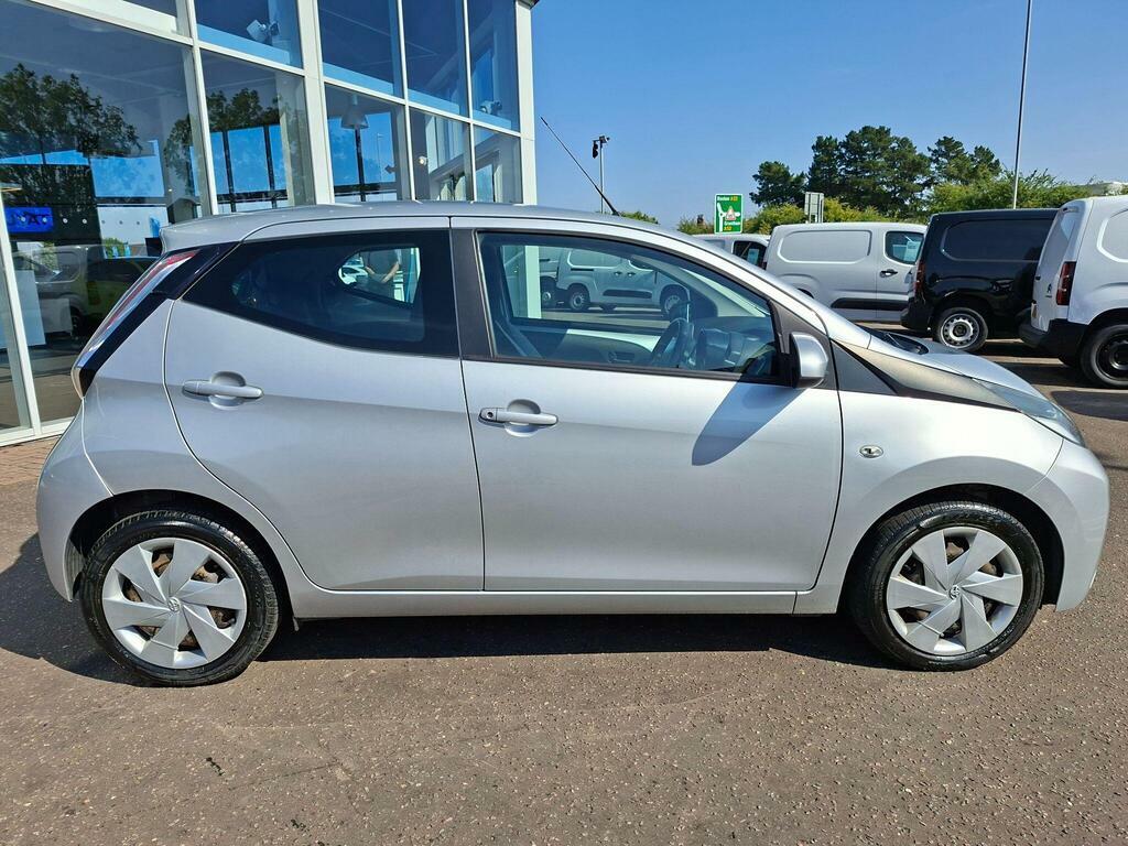 Toyota Aygo 1.0 Vvt-i X-play X-shift Euro 5 Euro 5 DE15SOU Silver #2