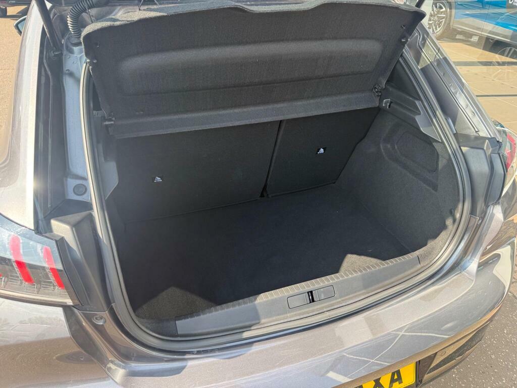 Peugeot 208 1.2 Puretech Active Premium Grey #33