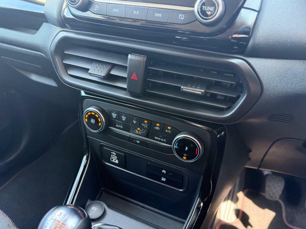 Ford Ecosport Petrol #37